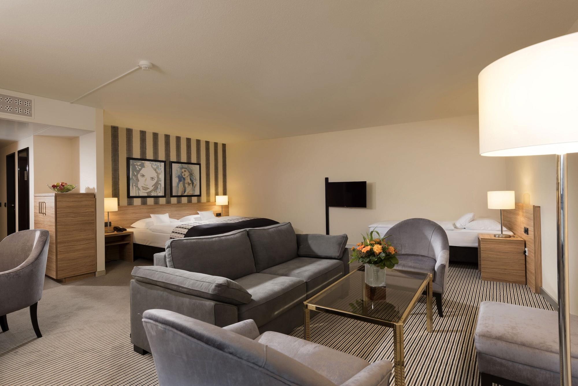 Maritim Hotel Königswinter Екстериор снимка