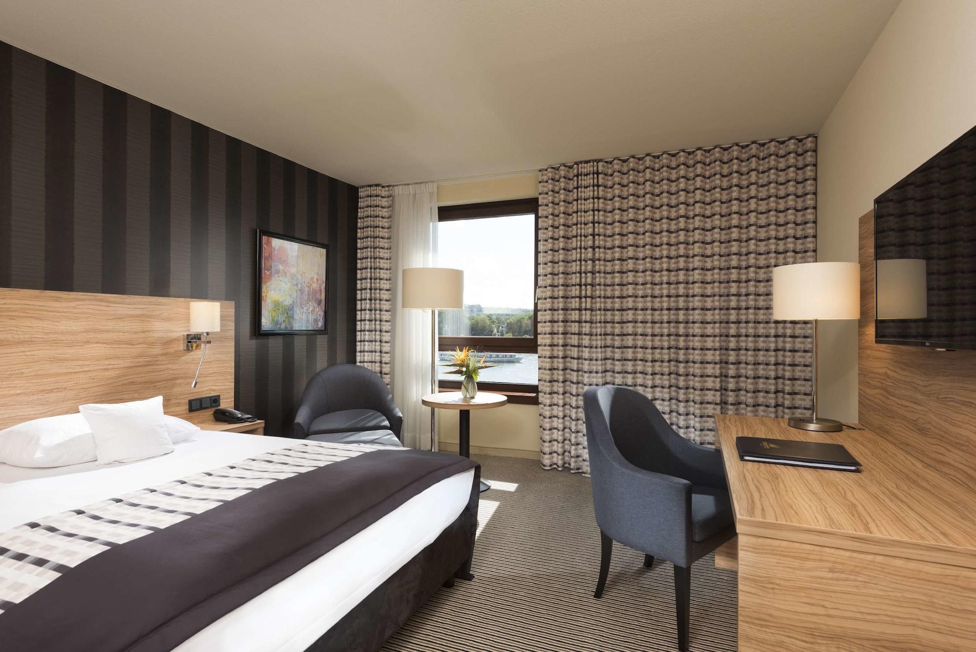 Maritim Hotel Königswinter Екстериор снимка
