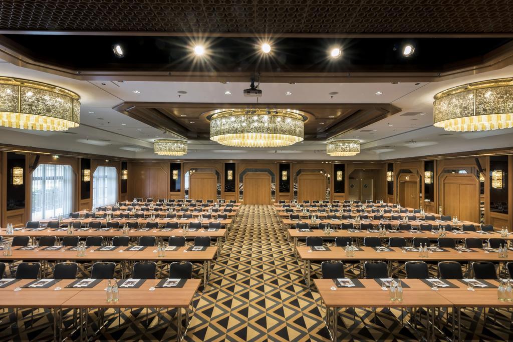 Maritim Hotel Königswinter Екстериор снимка